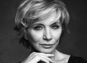 OPENING NIGHT -  CINEMA E MODA: UN DIALOGO DI STILE CON ALBERTA FERRETTI - A seguire proiezione de 